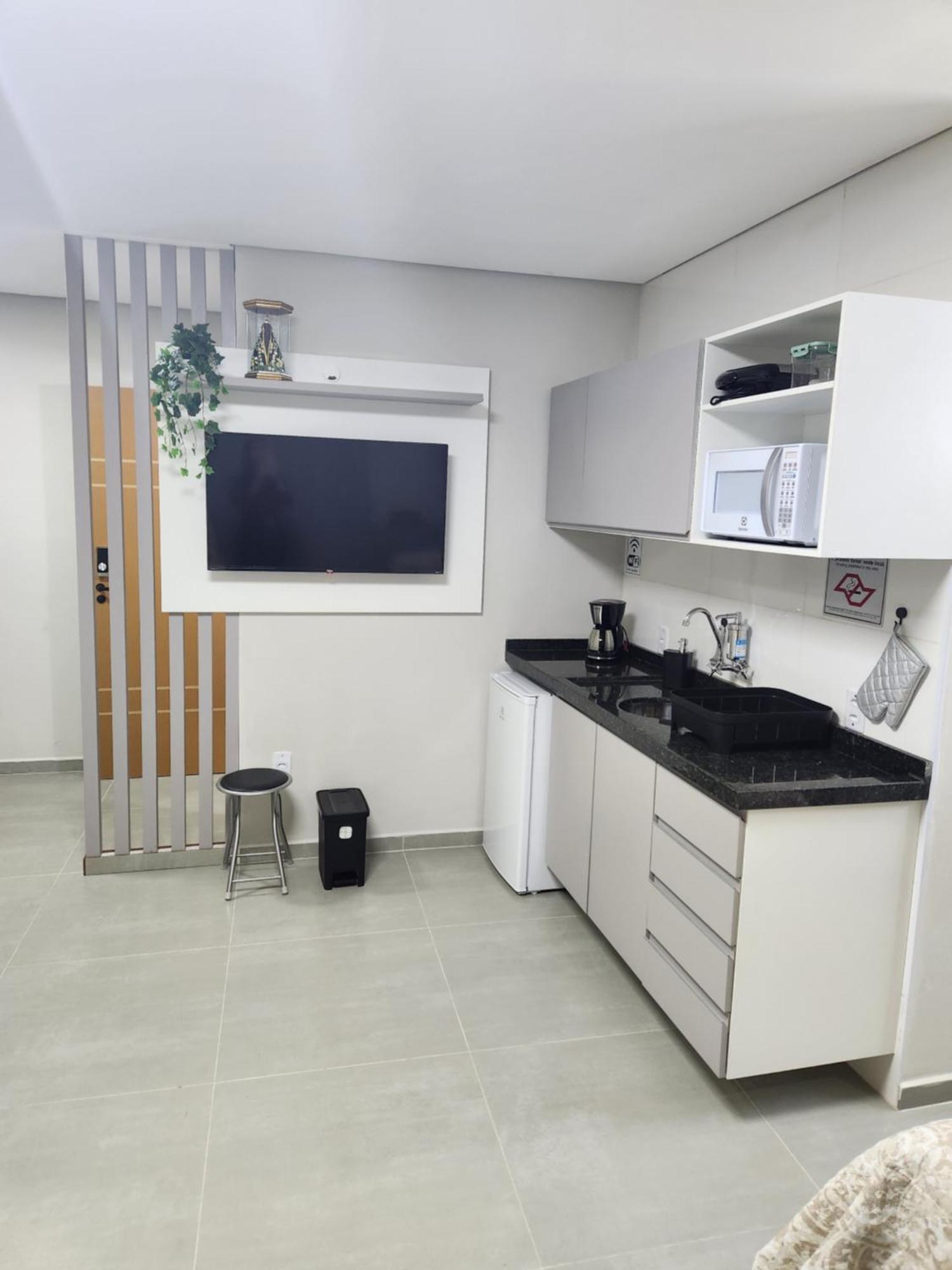 Apartamento No Centro De Aparecida Numero 03