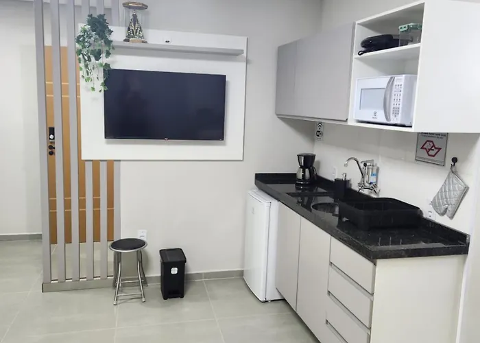 Apartamento No Centro De Aparecida Numero 03